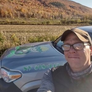 Meet your Posher, Dustin